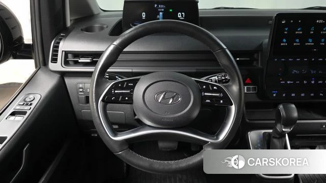 Hyundai Staria 2023 Черный из Кореи, фото 5