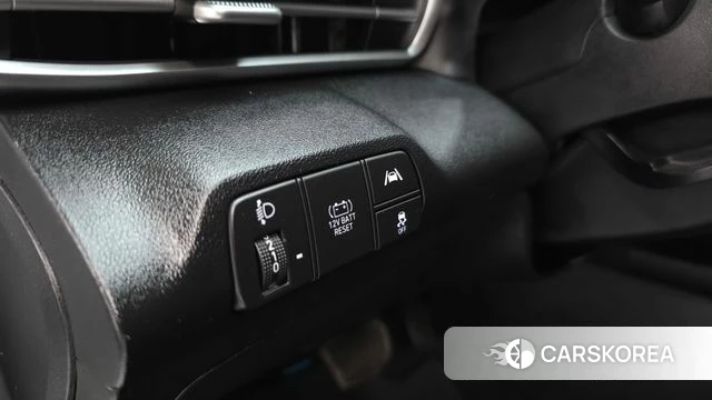 Hyundai Avante Hybrid (CN7) 2022 Белый из Кореи, фото 5