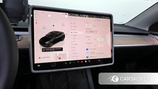 Tesla Model Y 2023 Черный из Кореи, фото 5