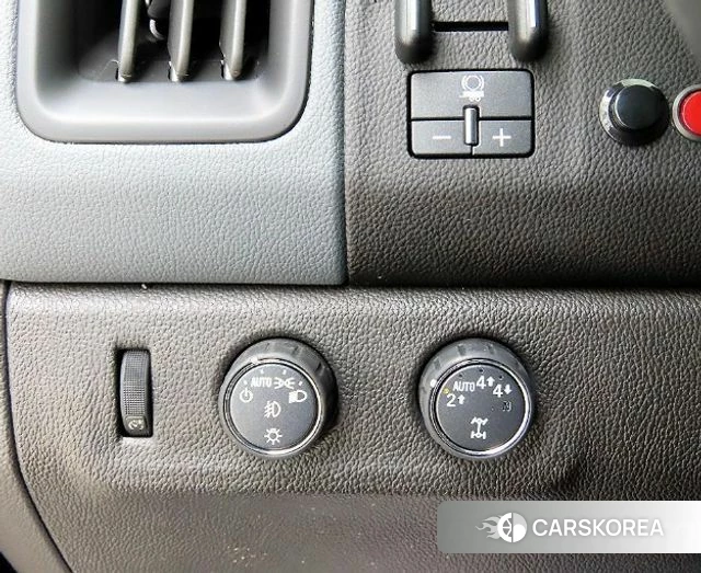Chevrolet (GM Daewoo) Real New Colorado 2022 Черный из Кореи, фото 5