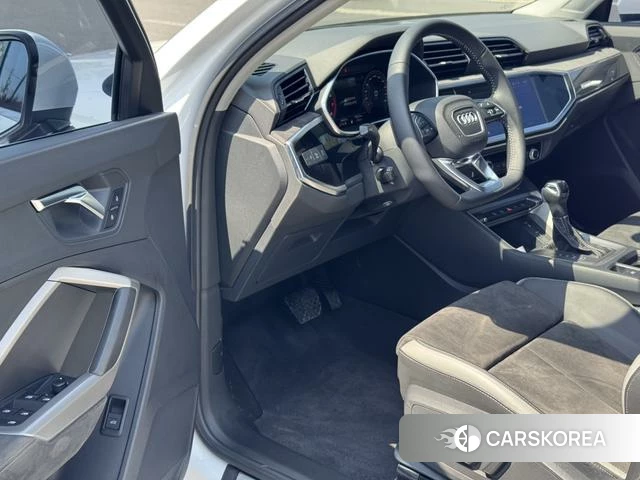 Audi Q3 2022 Белый из Китая, фото 5