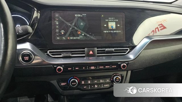 Kia Niro Plus 2022 Серебряный из Кореи, фото 5