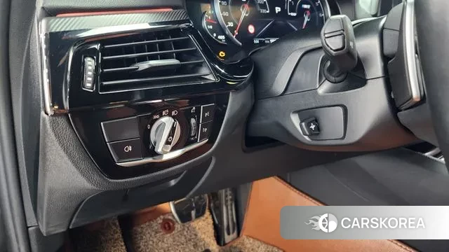 BMW M5 (F90) 2018 Черный из Кореи, фото 5