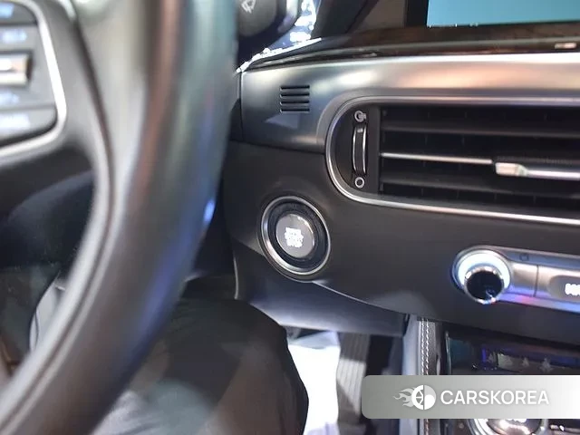 Genesis G90 2020 Серебристо-серый из Кореи, фото 5