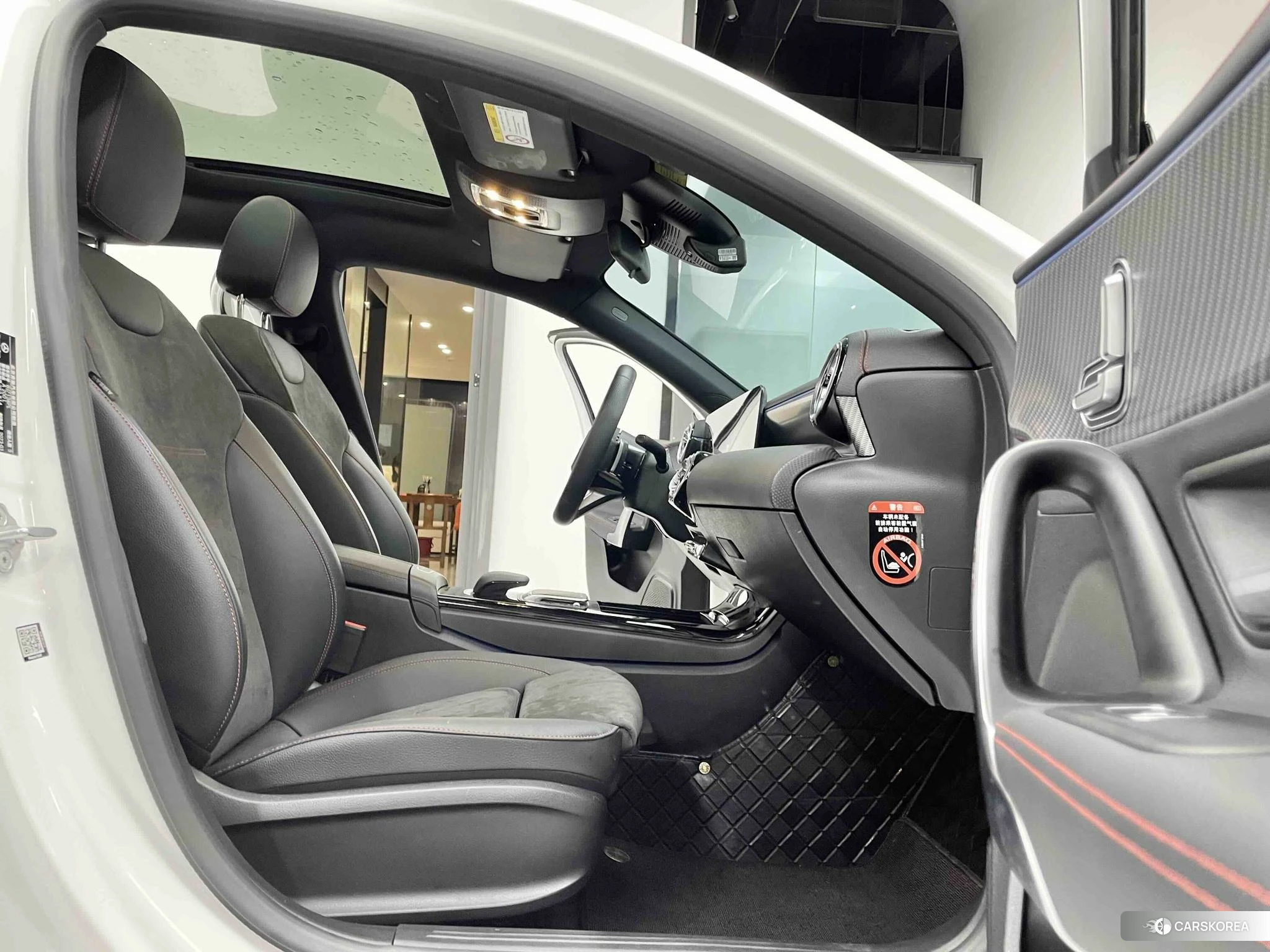 Mercedes-Benz Class A 2022 Белый из Китая, фото 5