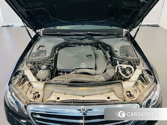 Mercedes-Benz E-class 2020 Черный из Китая, фото 5