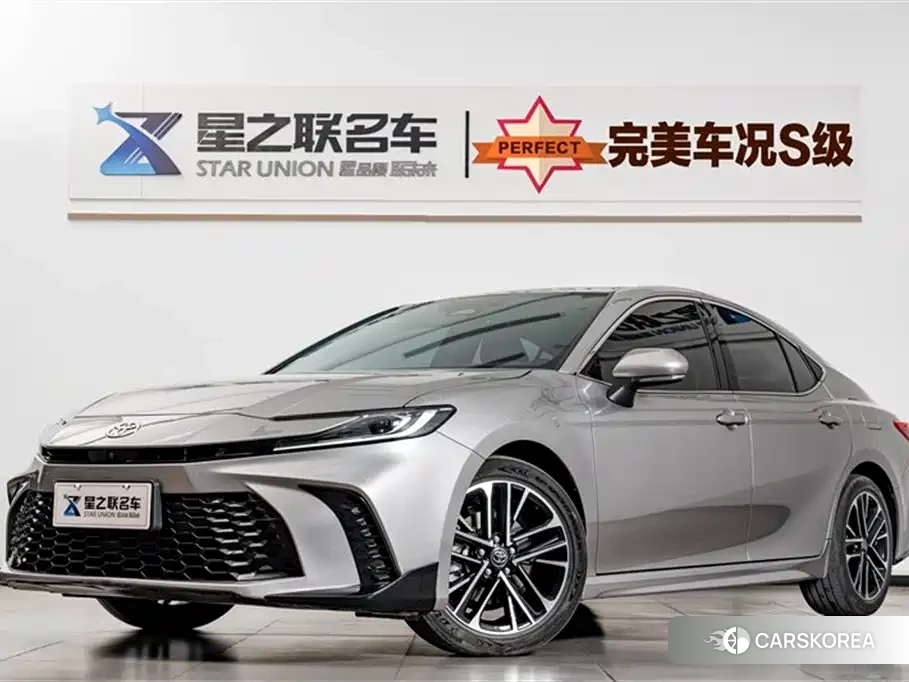 Toyota Camry 2025 Silver/gray из Китая, фото 5