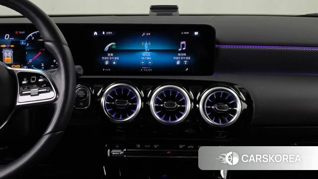 Mercedes-Benz A-Class W177 2022 Белый из Кореи, фото 5