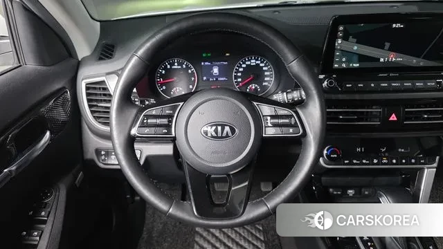 Kia Seltos 2019 Белый из Кореи, фото 5