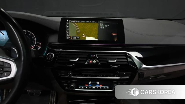 BMW 5 Series (G30) 2018 Серый из Кореи, фото 5