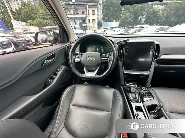 Hyundai ix35 2022 Темно-серый из Китая, фото 5