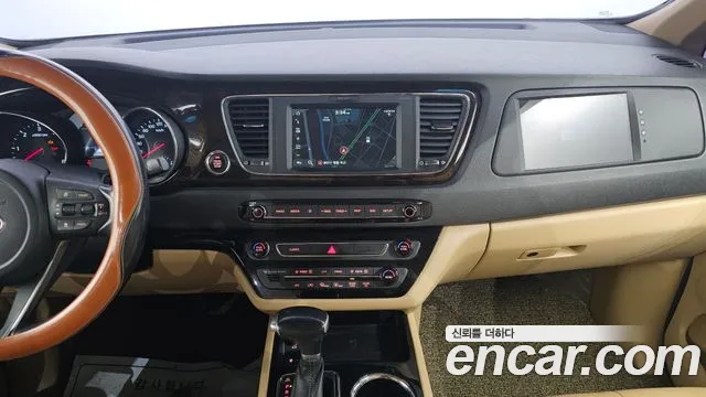 Kia The New Carnival id 2387823 из Кореи 5