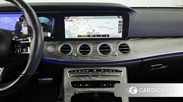 Mercedes-Benz E-Class W213 2021 Серый из Кореи, фото 5