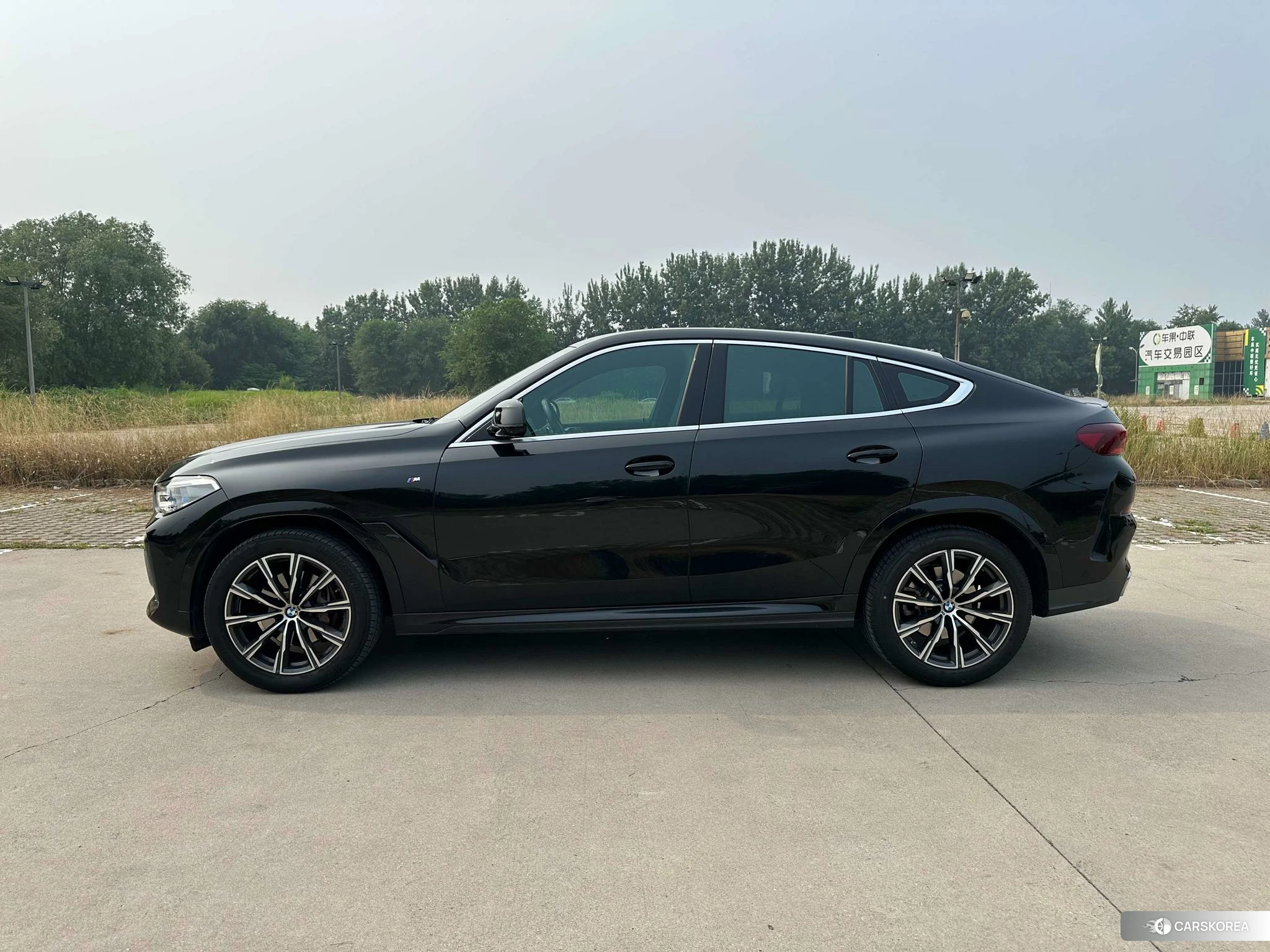 BMW X6 2021 Черный из Китая, фото 5