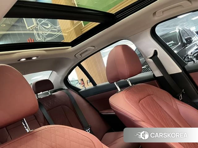 BMW 3 series 2024 Черный из Китая, фото 5