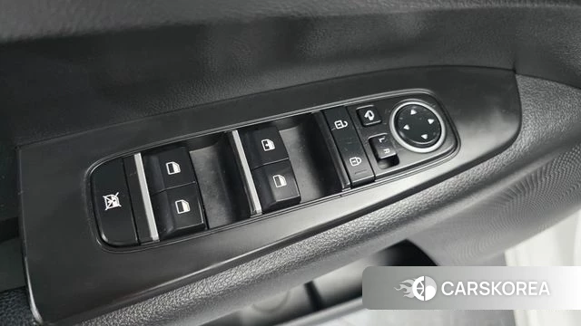 Kia The New K3 2nd generation 2022 Белый из Кореи, фото 5