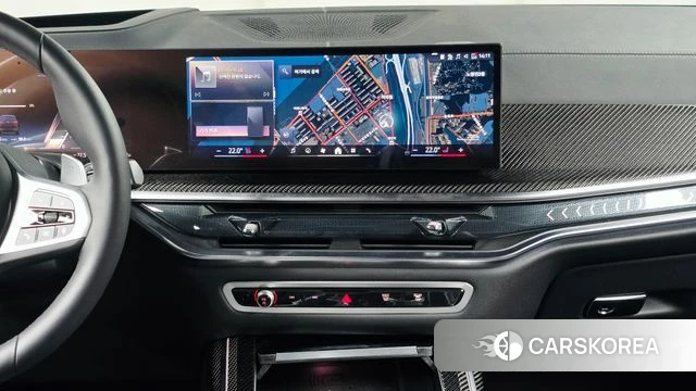 BMW X7 (G07) 2025 Черный из Кореи, фото 5