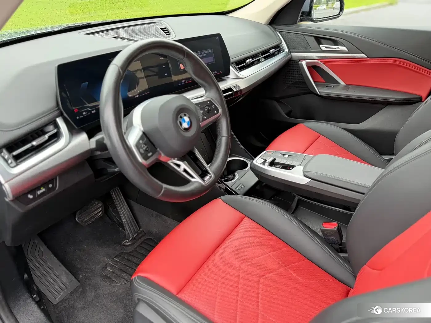 BMW X1 2024 Silver/gray из Китая, фото 5