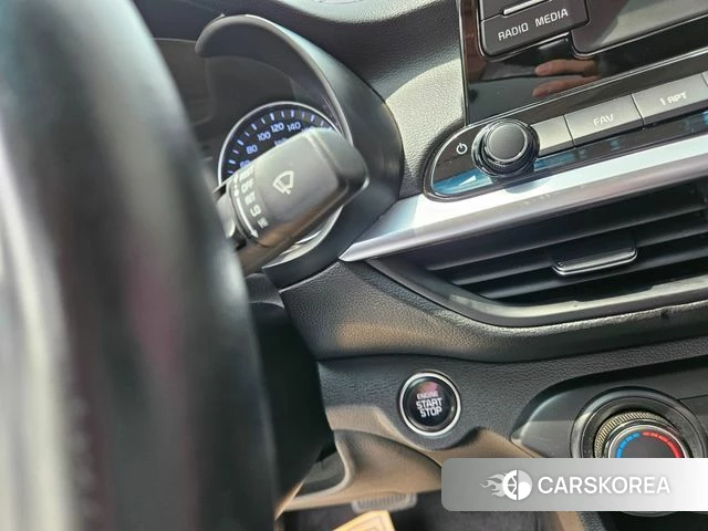 Kia The New K3 2nd generation 2021 Белый из Кореи, фото 5