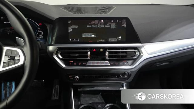 BMW 3 Series (G20) 2022 Белый из Кореи, фото 5