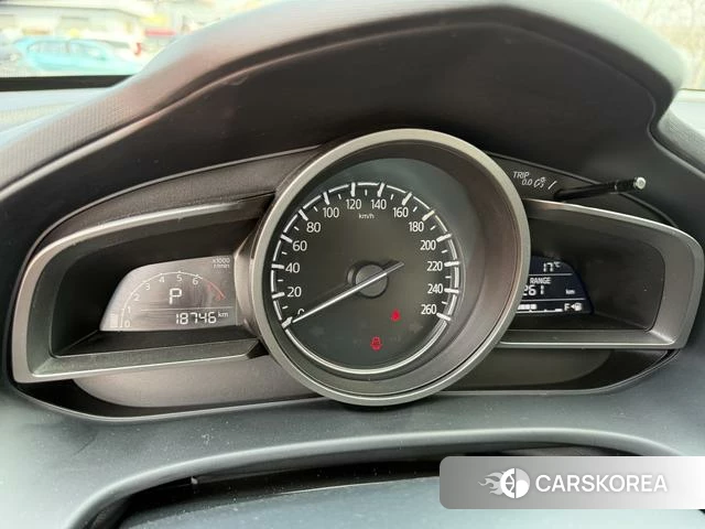 Mazda CX-4 2023 Белый из Китая, фото 5