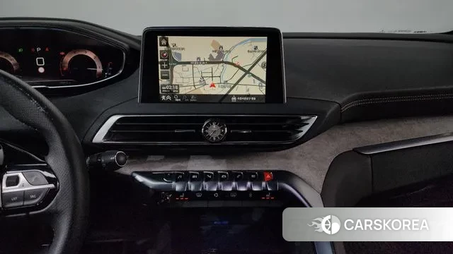 Peugeot 5008 second generation 2018 Черный из Кореи, фото 5