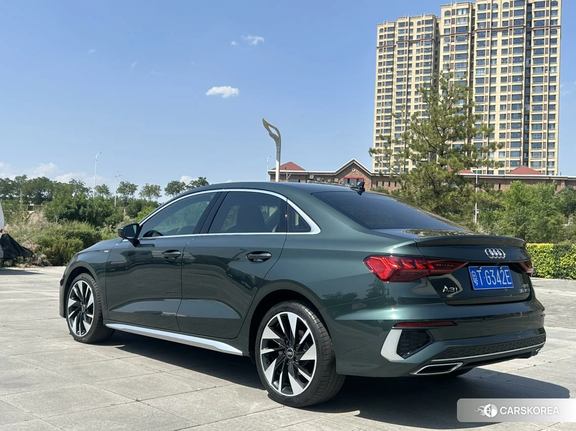 Audi A3 2023 Зеленый из Китая, фото 5