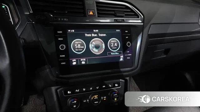 Volkswagen Tiguan second Generation 2020 Черный из Кореи, фото 5