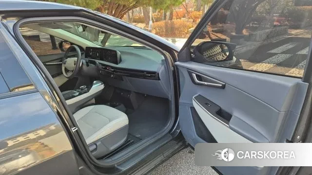 Kia EV6 2022 Серый из Кореи, фото 5