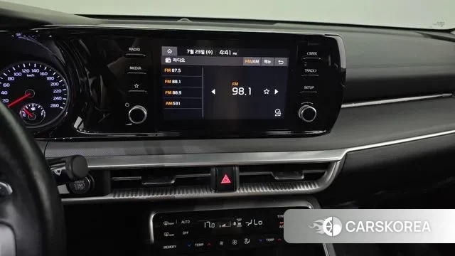 Kia K5 3rd generation 2023 Серый из Кореи, фото 5