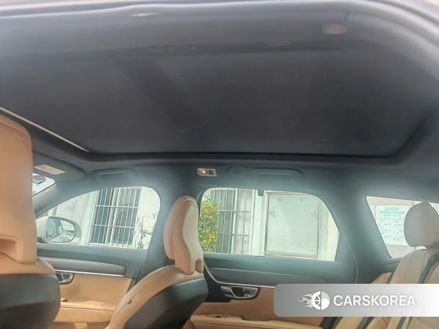 Volvo V90 2019 Шампань из Китая, фото 5