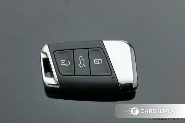 Volkswagen Passat PHEV 2022 Черный из Китая, фото 5