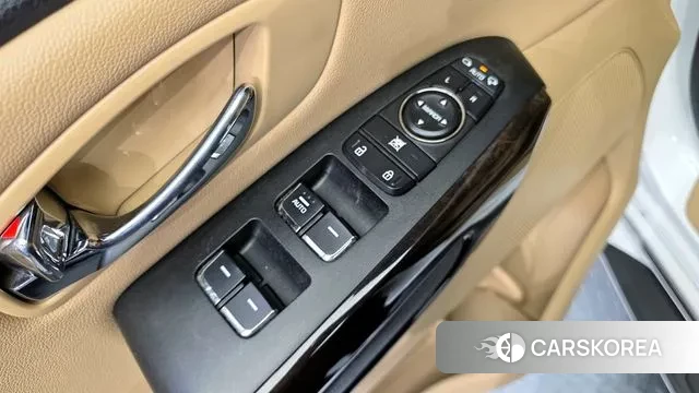 Kia The New Carnival 2018 Белый из Кореи, фото 5