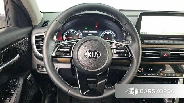 Kia Seltos 2021 Белый из Кореи, фото 5