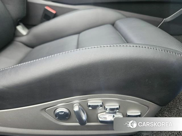 Porsche 718 Boxster 2018 Серебряный из Кореи, фото 5