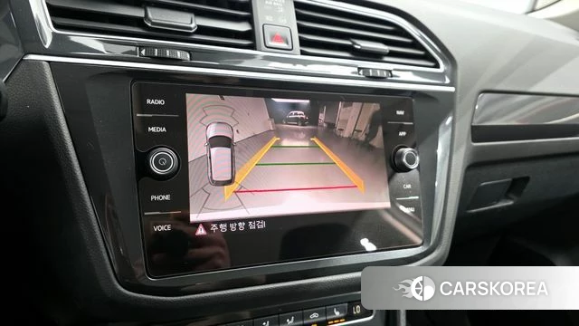 Volkswagen Tiguan second Generation 2020 Белый из Кореи, фото 5