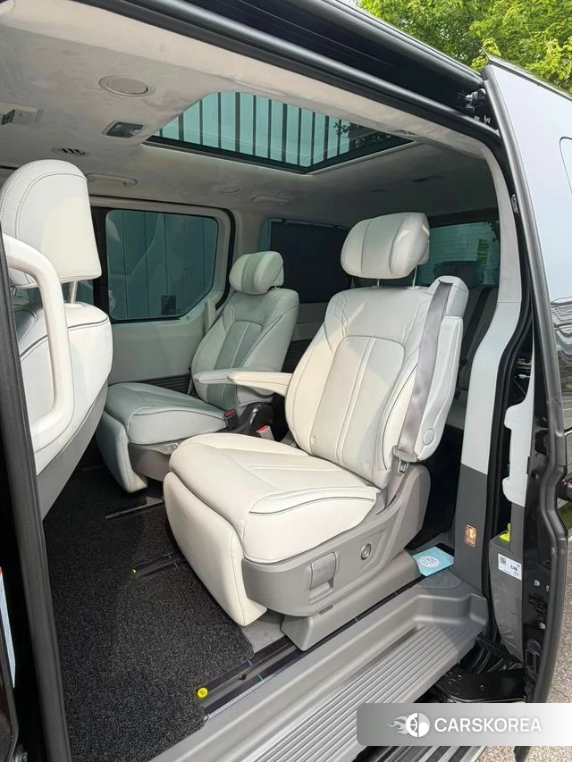 Hyundai Staria 2025 Черный из Кореи, фото 5