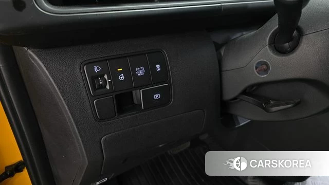 Hyundai Staria 2025 Желтый из Кореи, фото 5