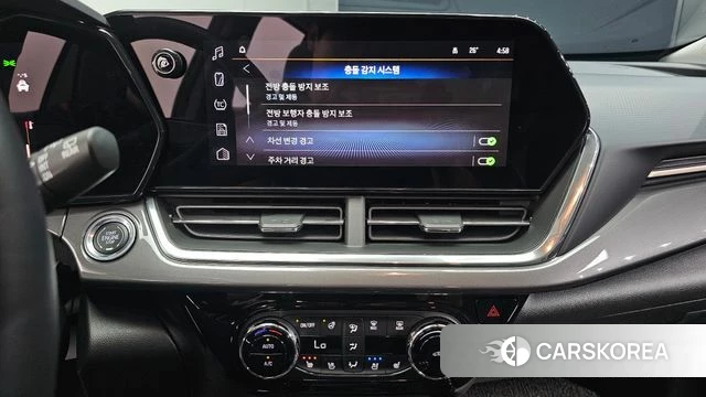 Chevrolet (GM Daewoo) Trax Crossover 2024 Белый из Кореи, фото 5