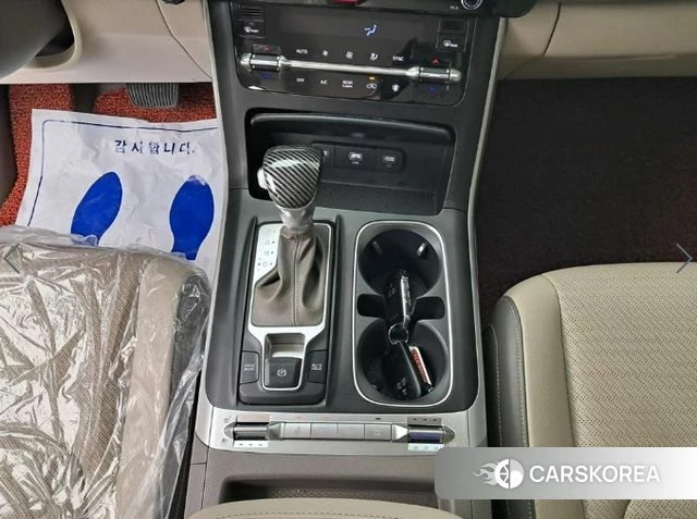 Kia Carnival 4th generation 2023 Белый из Кореи, фото 5