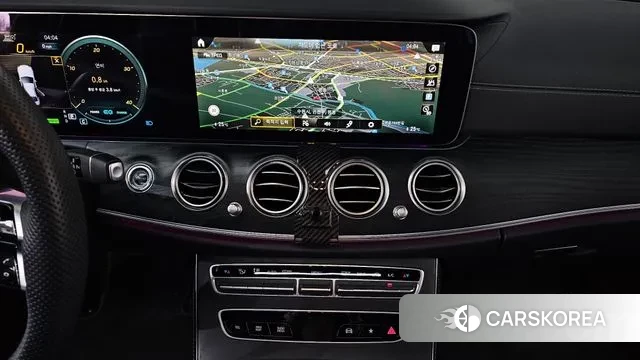 Mercedes-Benz E-Class W213 2023 Белый из Кореи, фото 5