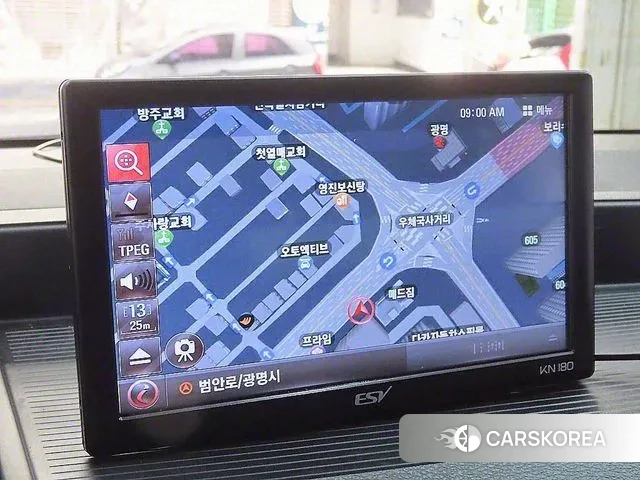 Hyundai Staria 2022 Белый из Кореи, фото 5