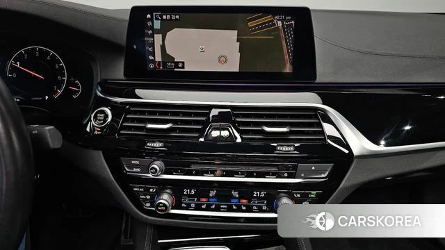 BMW 5 Series (G30) 2019 Синий из Кореи, фото 5