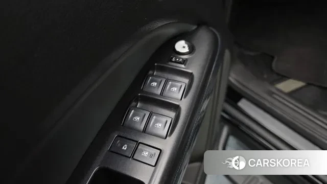 Chevrolet (GM Daewoo) Real New Colorado 2022 Черный из Кореи, фото 5