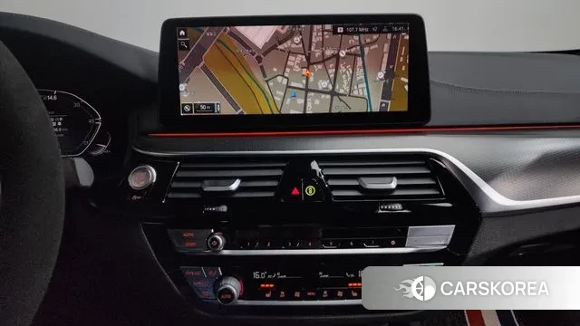 BMW 5 Series (G30) 2022 Черный из Кореи, фото 5