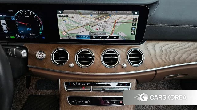 Mercedes-Benz E-Class W213 2021 Серый из Кореи, фото 5