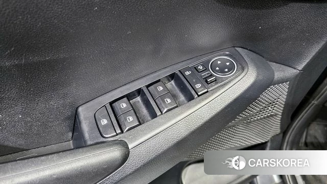 Kia Seltos 2021 Серый из Кореи, фото 5