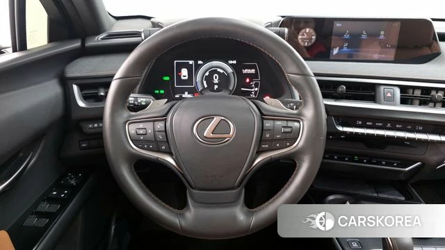 Lexus UX300e 2022 Белый из Кореи, фото 5