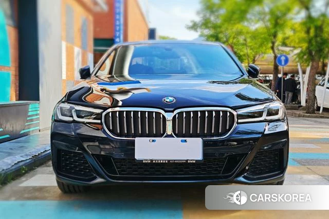 BMW 5 series 2022 Черный из Китая, фото 5