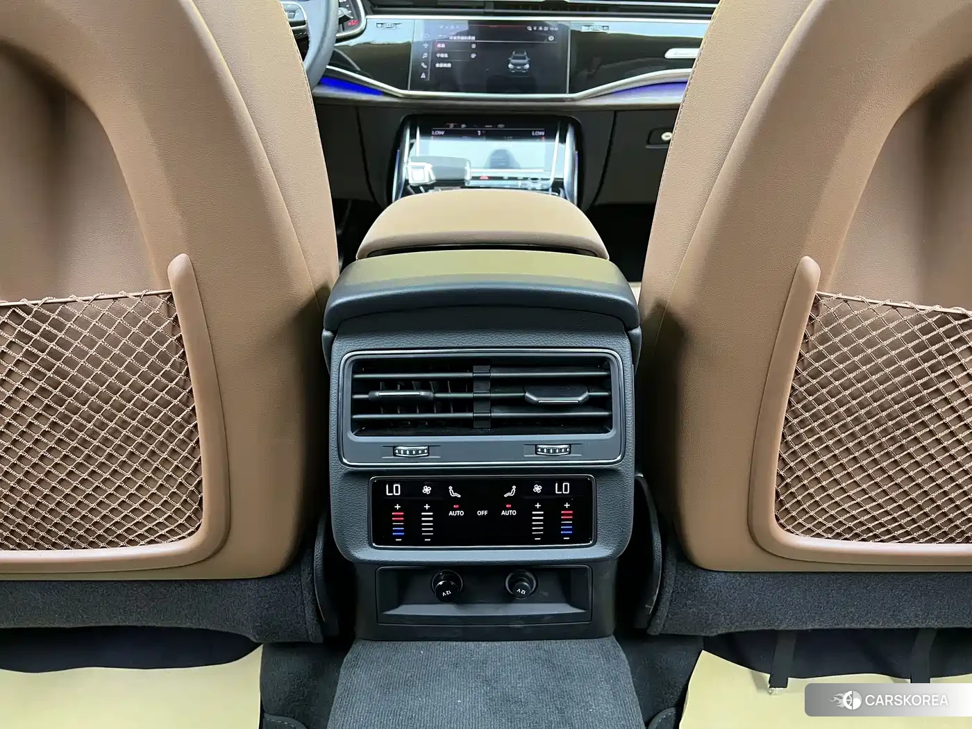 Audi Q7 2026 Черный из Китая, фото 5